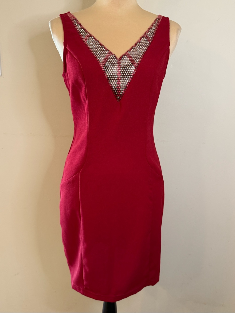 Red formal bodycon sleeveless midi dress red white shimmery beads rhinestones M
